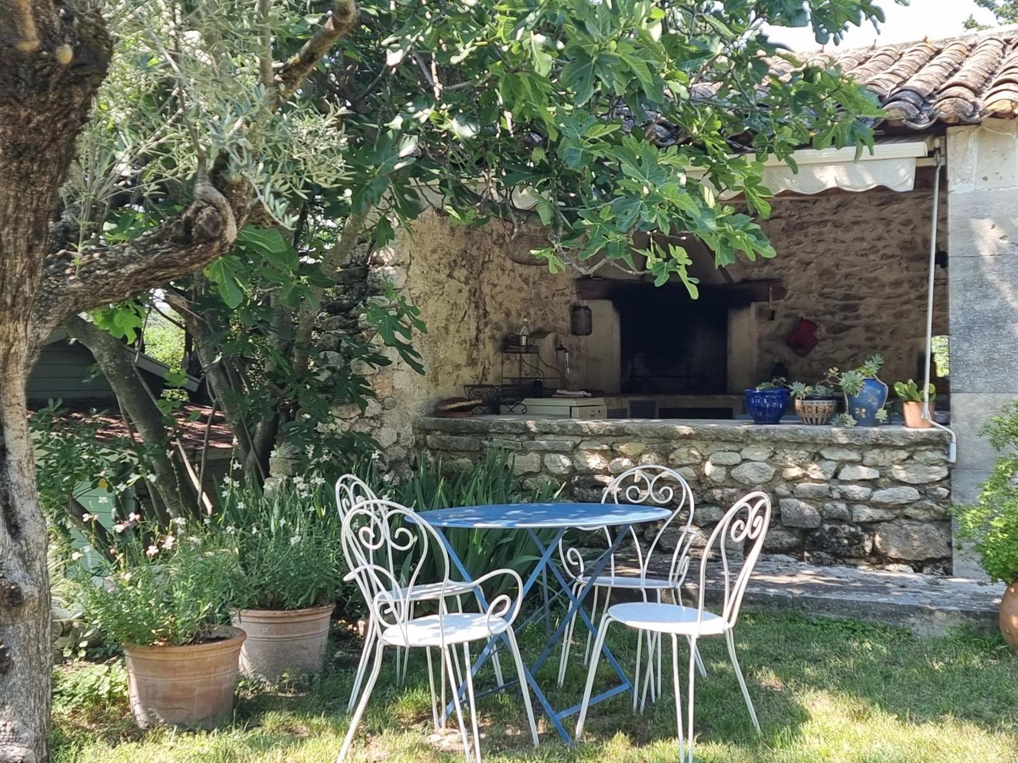 Montségur-sur-Lauzon Le Pigeonnier, Gite Des Lucioles En Provence מראה חיצוני תמונה